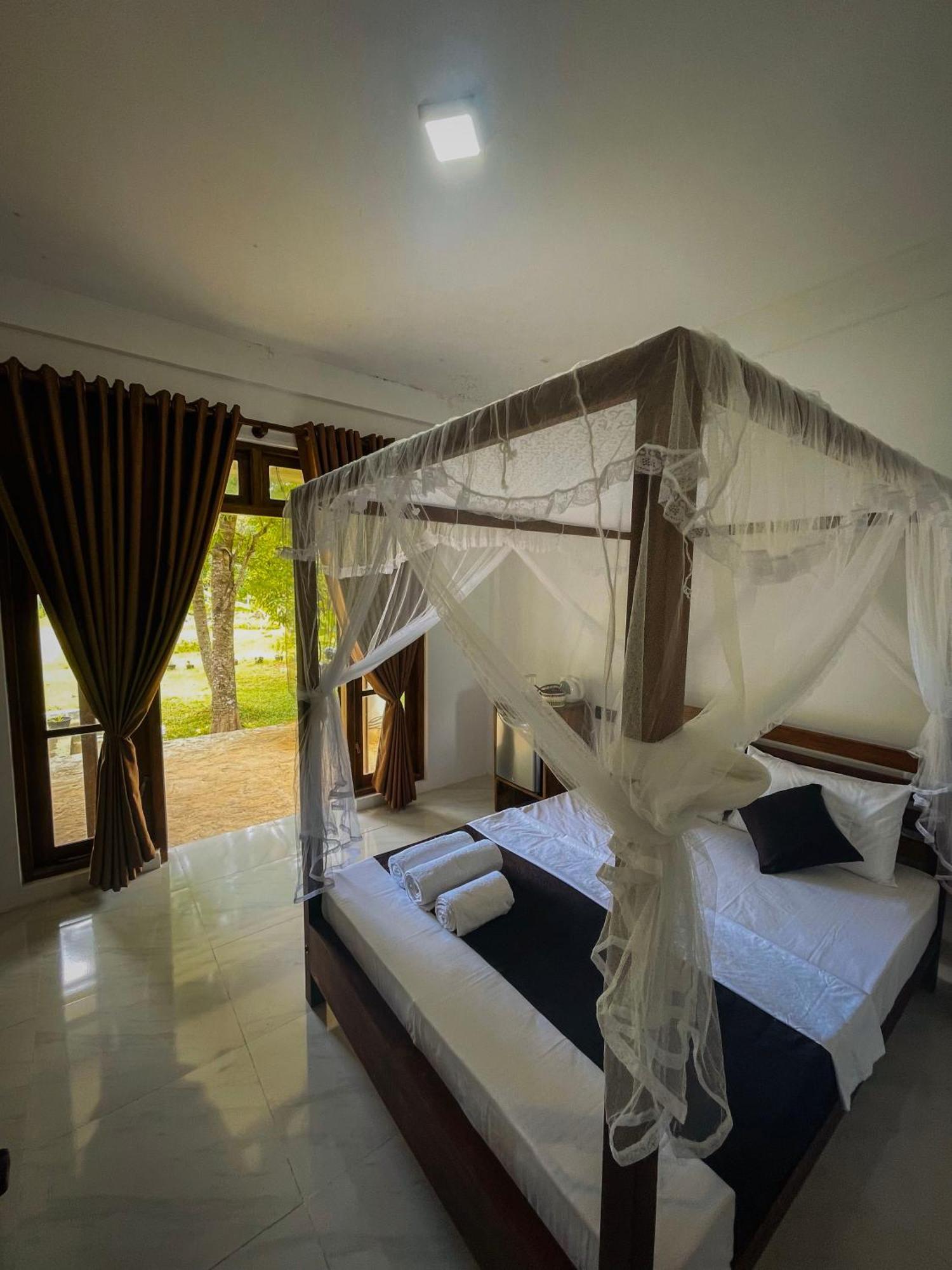 The Lotus Villa Sigiriya Exterior photo