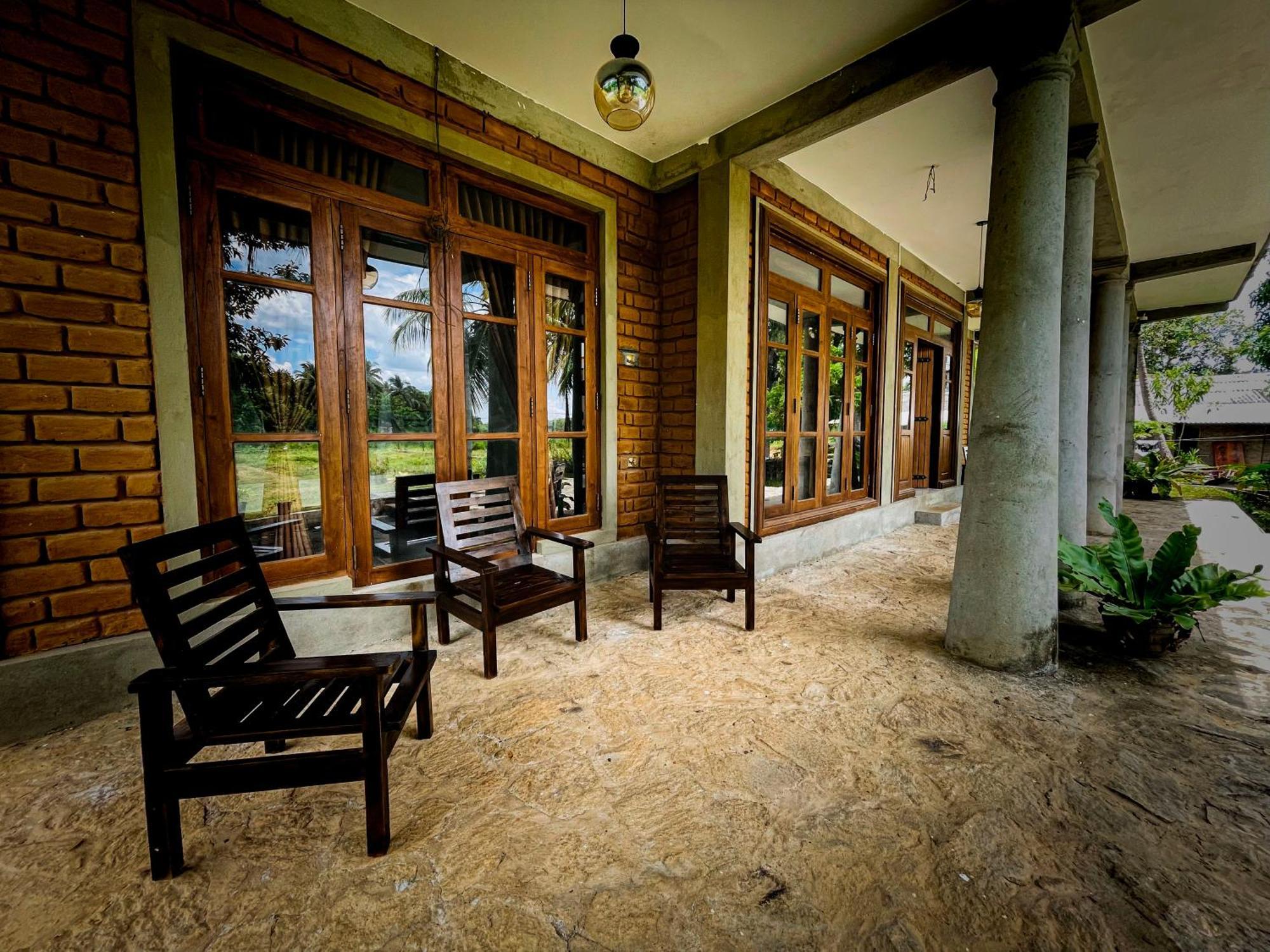 The Lotus Villa Sigiriya Exterior photo