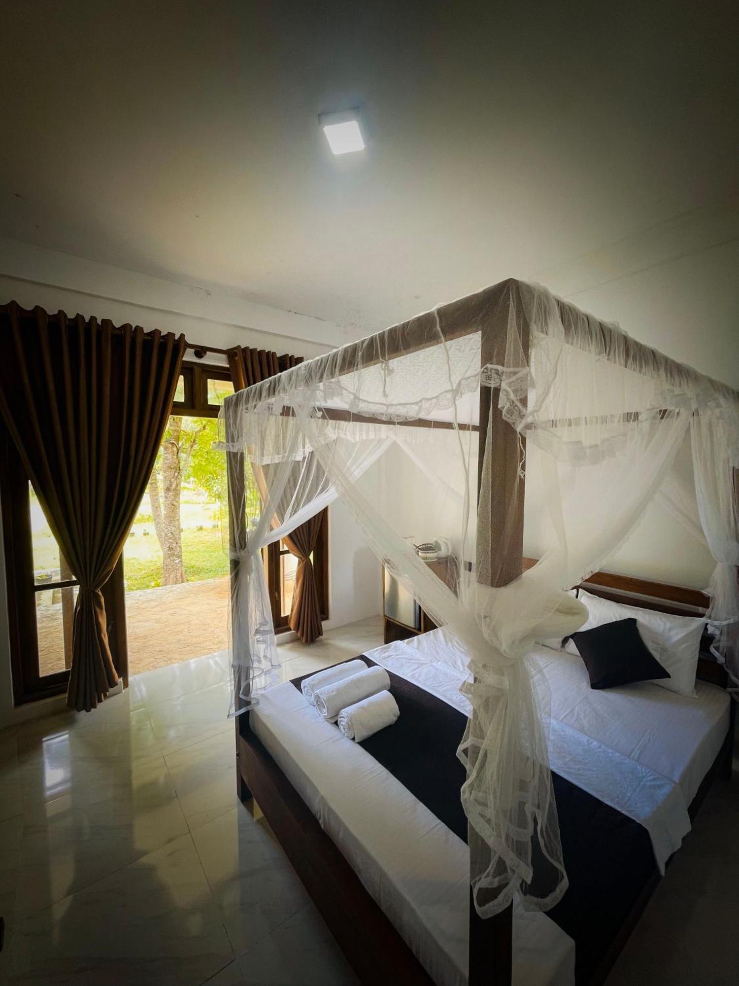 The Lotus Villa Sigiriya Exterior photo